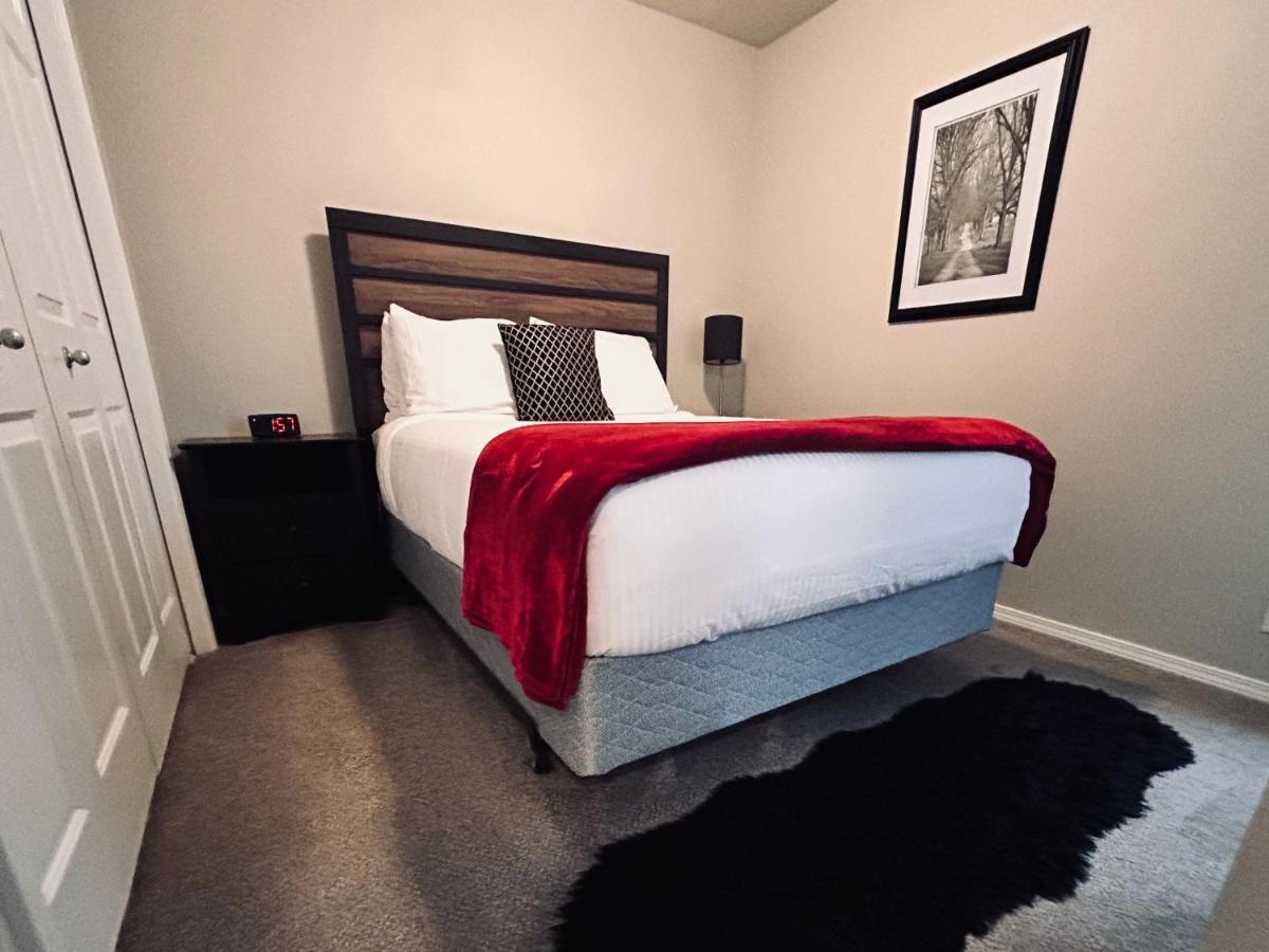 The Getaway Se Boise Condo Across The Street From Greenbelt, Bown Crossing And Boise River 3Bd 3Bath, 4 Beds! Lovely, Homey, Dining Table Seats 6 Zewnętrze zdjęcie