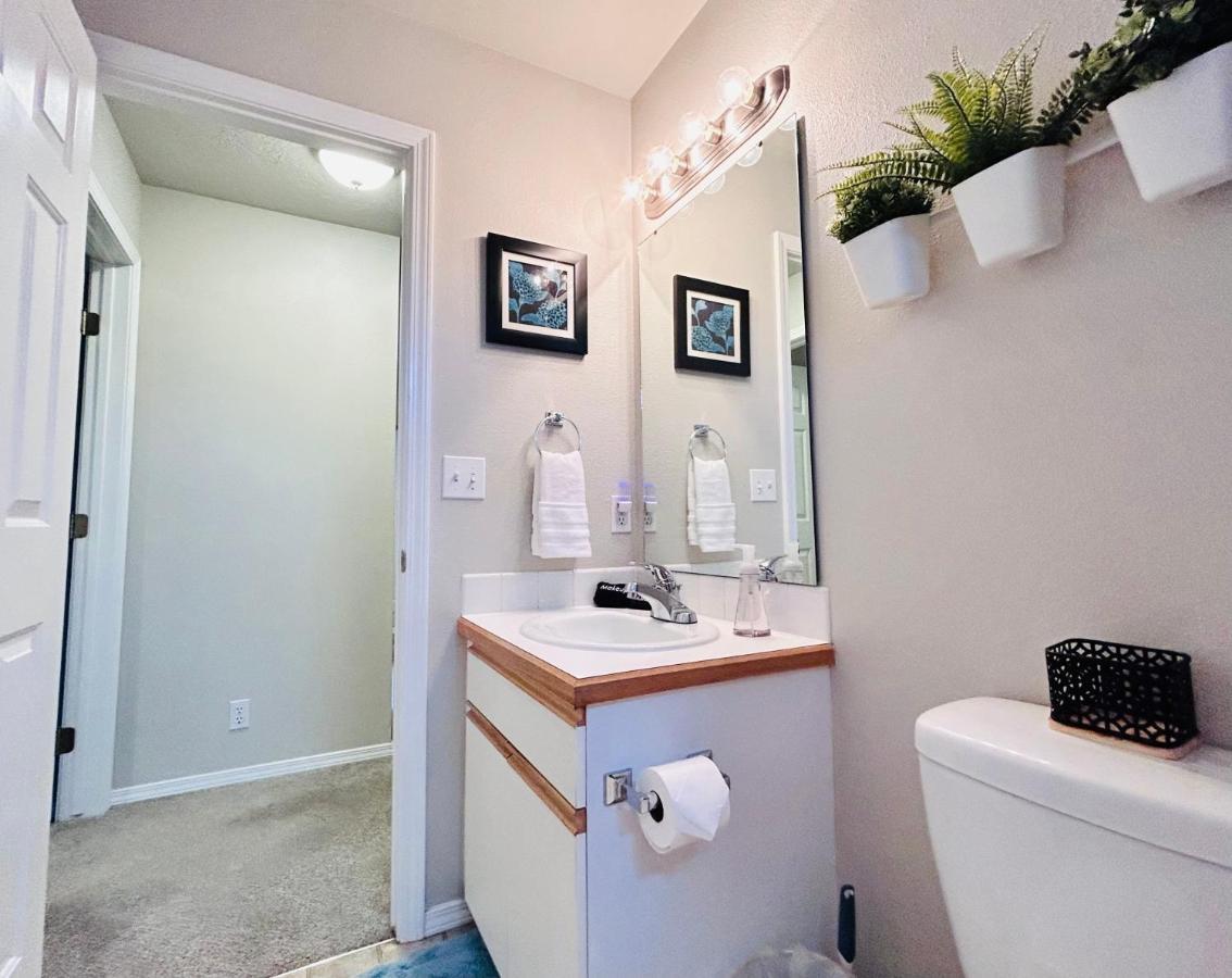 The Getaway Se Boise Condo Across The Street From Greenbelt, Bown Crossing And Boise River 3Bd 3Bath, 4 Beds! Lovely, Homey, Dining Table Seats 6 Zewnętrze zdjęcie
