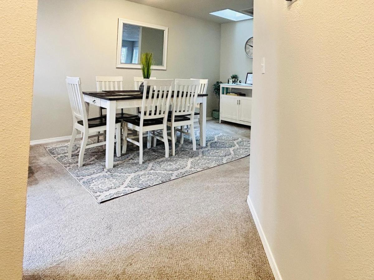 The Getaway Se Boise Condo Across The Street From Greenbelt, Bown Crossing And Boise River 3Bd 3Bath, 4 Beds! Lovely, Homey, Dining Table Seats 6 Zewnętrze zdjęcie