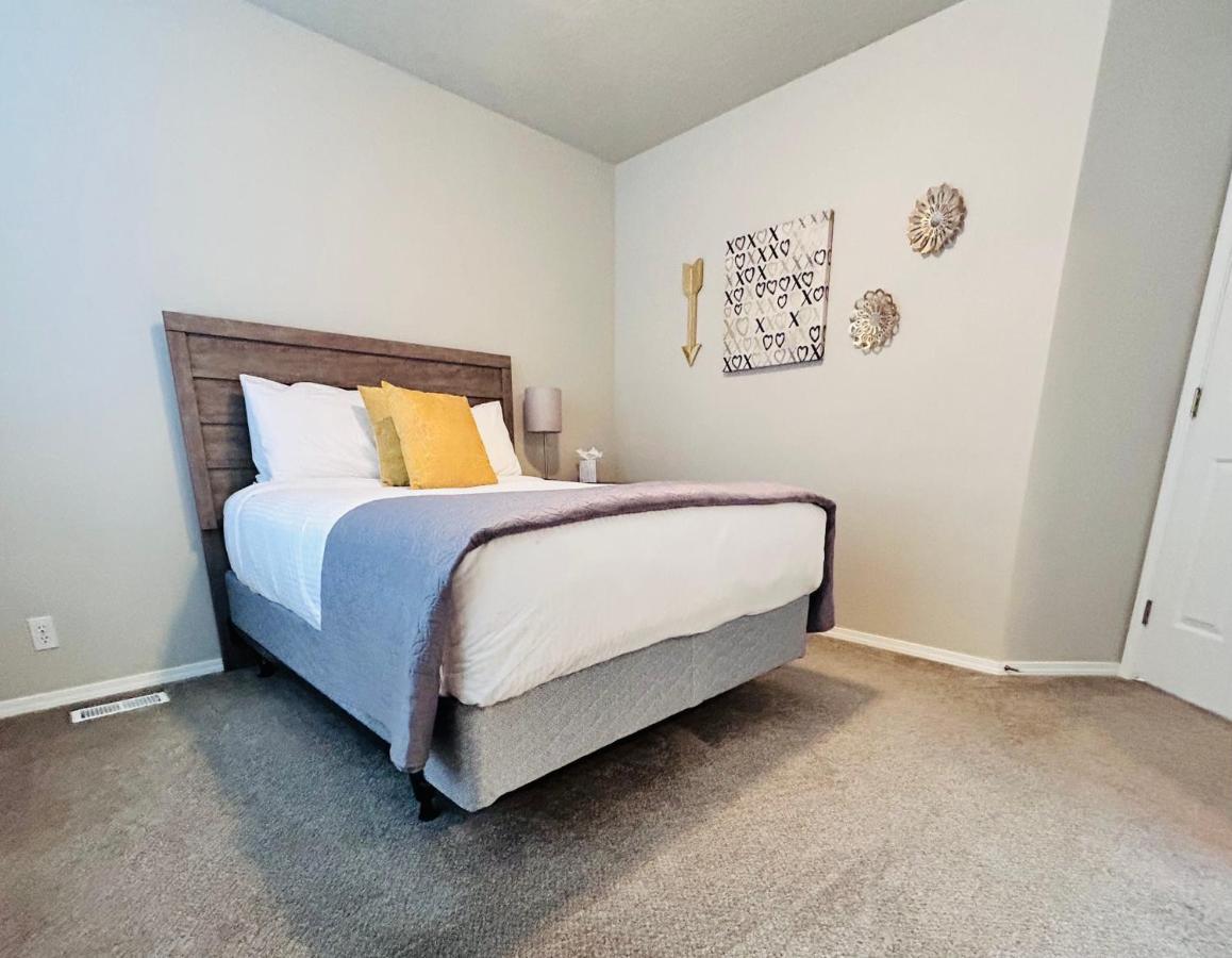 The Getaway Se Boise Condo Across The Street From Greenbelt, Bown Crossing And Boise River 3Bd 3Bath, 4 Beds! Lovely, Homey, Dining Table Seats 6 Zewnętrze zdjęcie